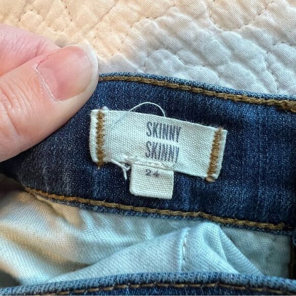 ✨ Madewell Women’s Dark Wash Skinny Skinny Jeans Distressed 24 - Picture 5 of 12